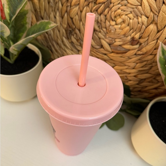 Hello Kitty Bad Bunny Benito Cup - Valentines - Picture 6 of 6